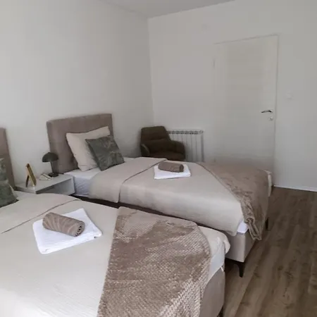 Апартаменты Sarajevocityview1 *